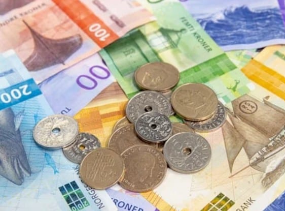 Monedas y billetes de Noruega