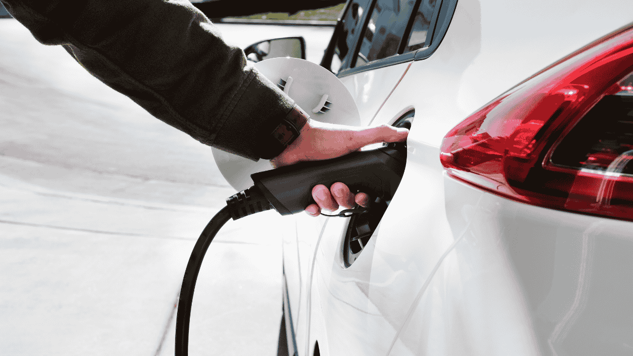 Ayudas económicas para comprar autos eléctricos en España