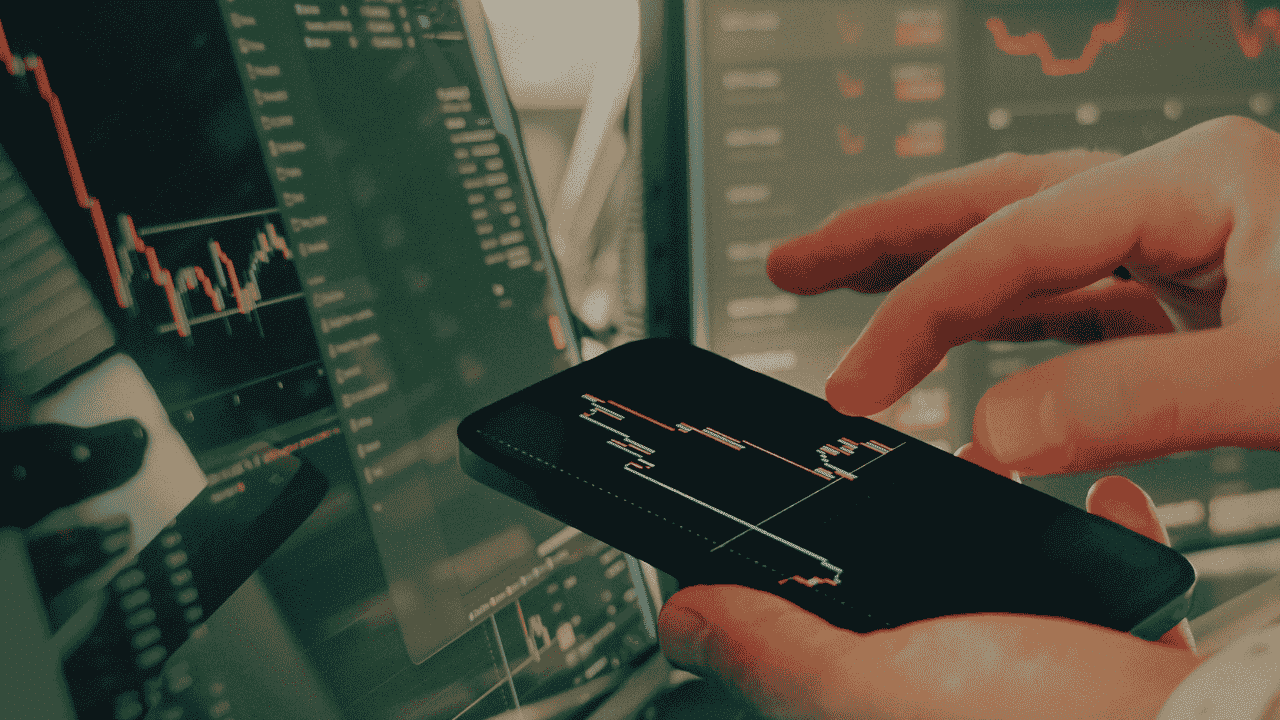 Los mejores brokers para invertir en Bolsa en enero del 2026: ¿qué esperar de los mercados este año?