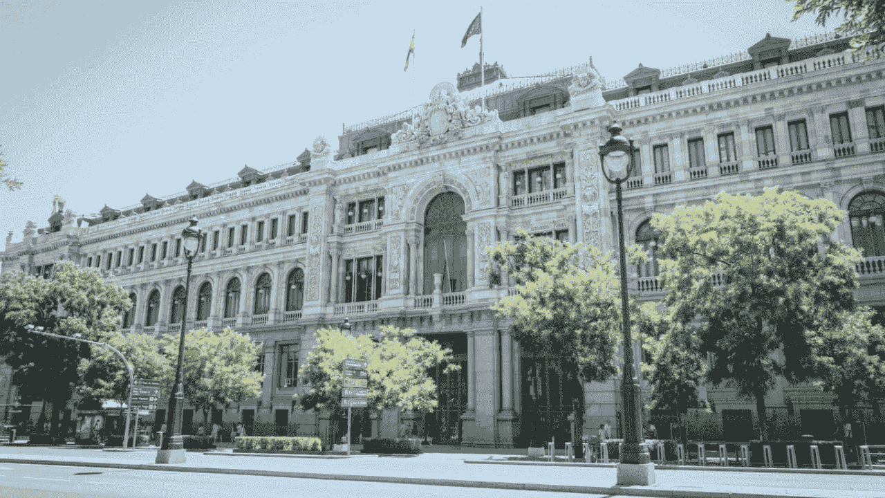 Fotografía del BdE representando los bancos con más clientes en España